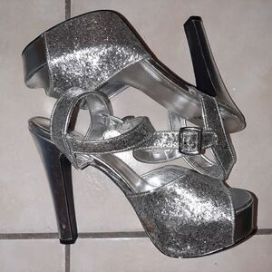 Dibz girl shiny silver open toe heels